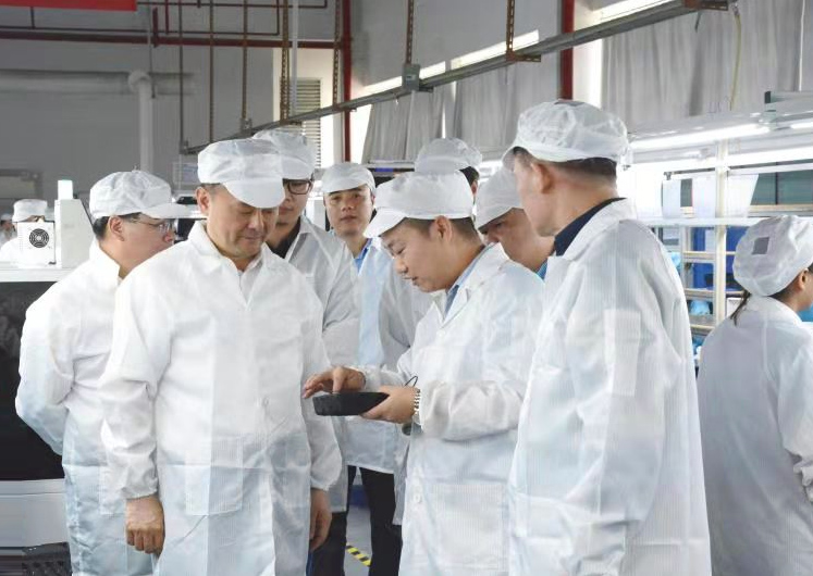 六盘水市委书记陈敏率队到bifa必发集团调查
